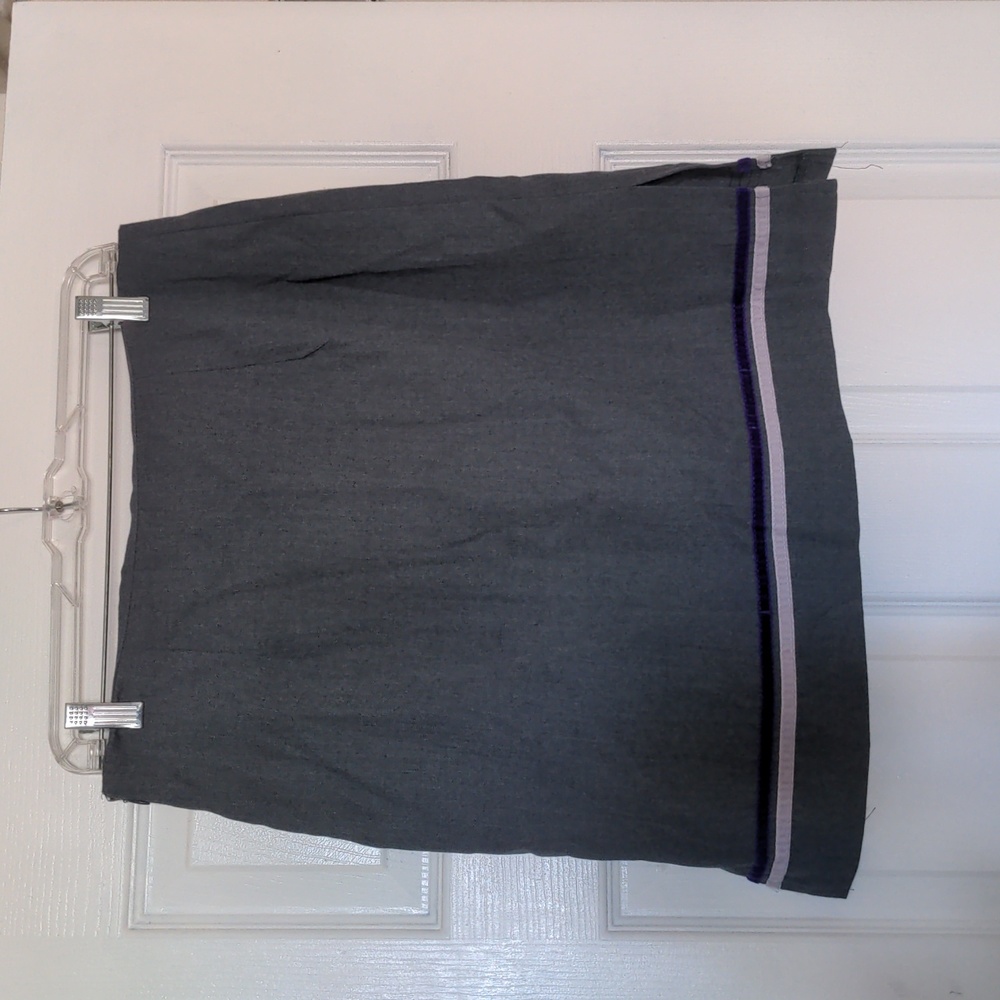 Twink vintage Gray size 11 side zip skirt